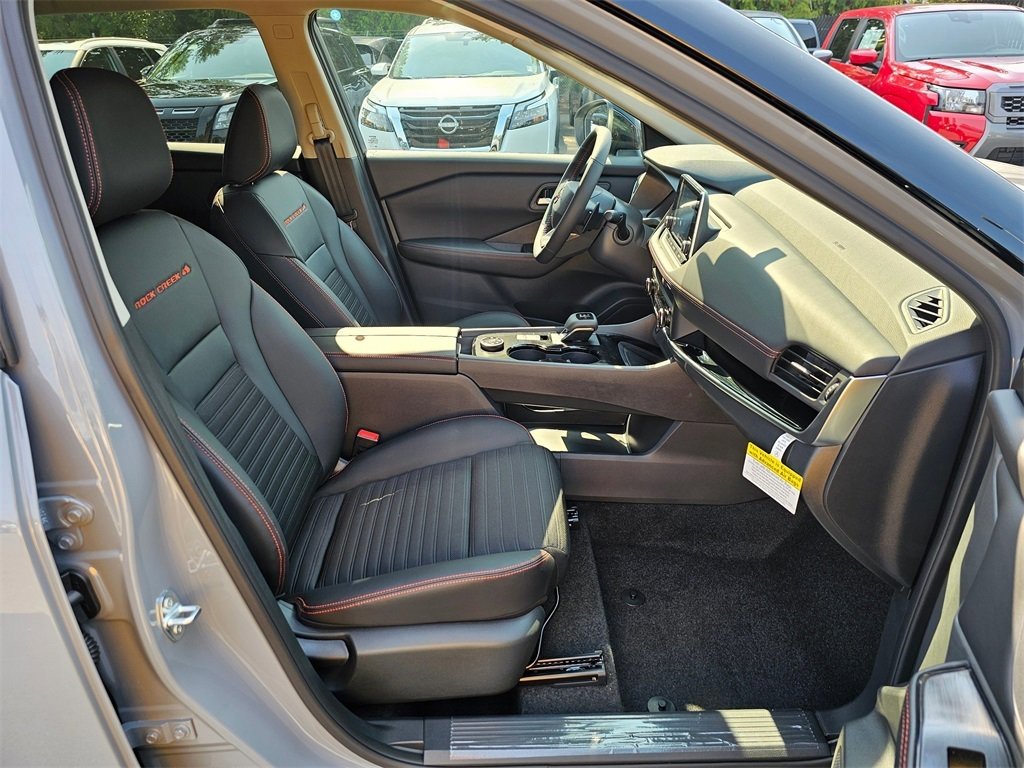 New 2026 Nissan Rogue SV image 25