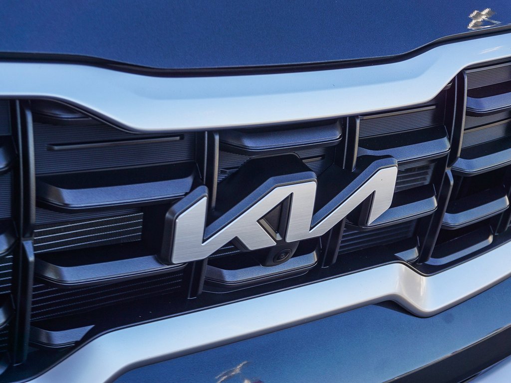 Used 2024 Kia Telluride SX image 12