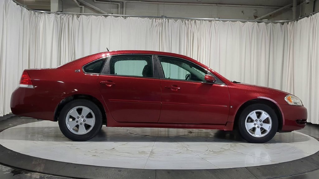 Used 2009 Chevrolet Impala LT FWD image 11