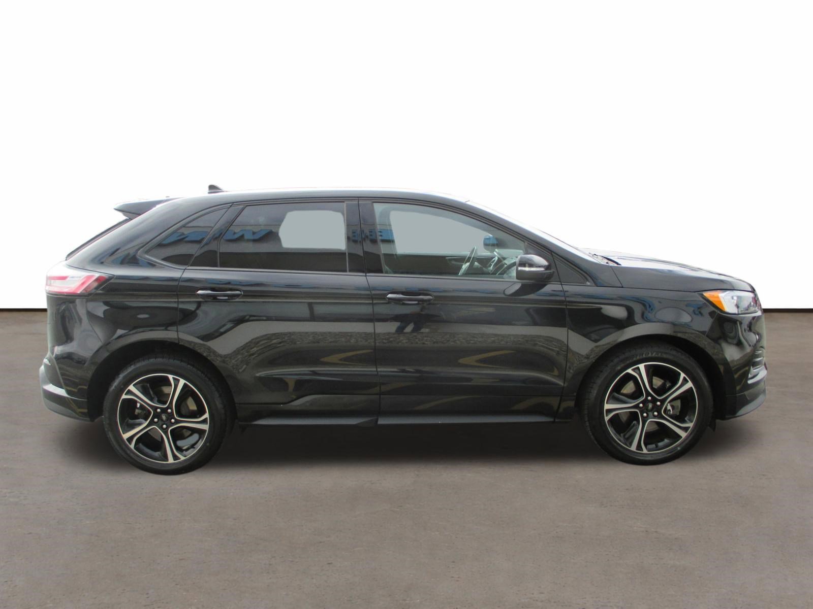 Used 2020 Ford Edge ST image 6