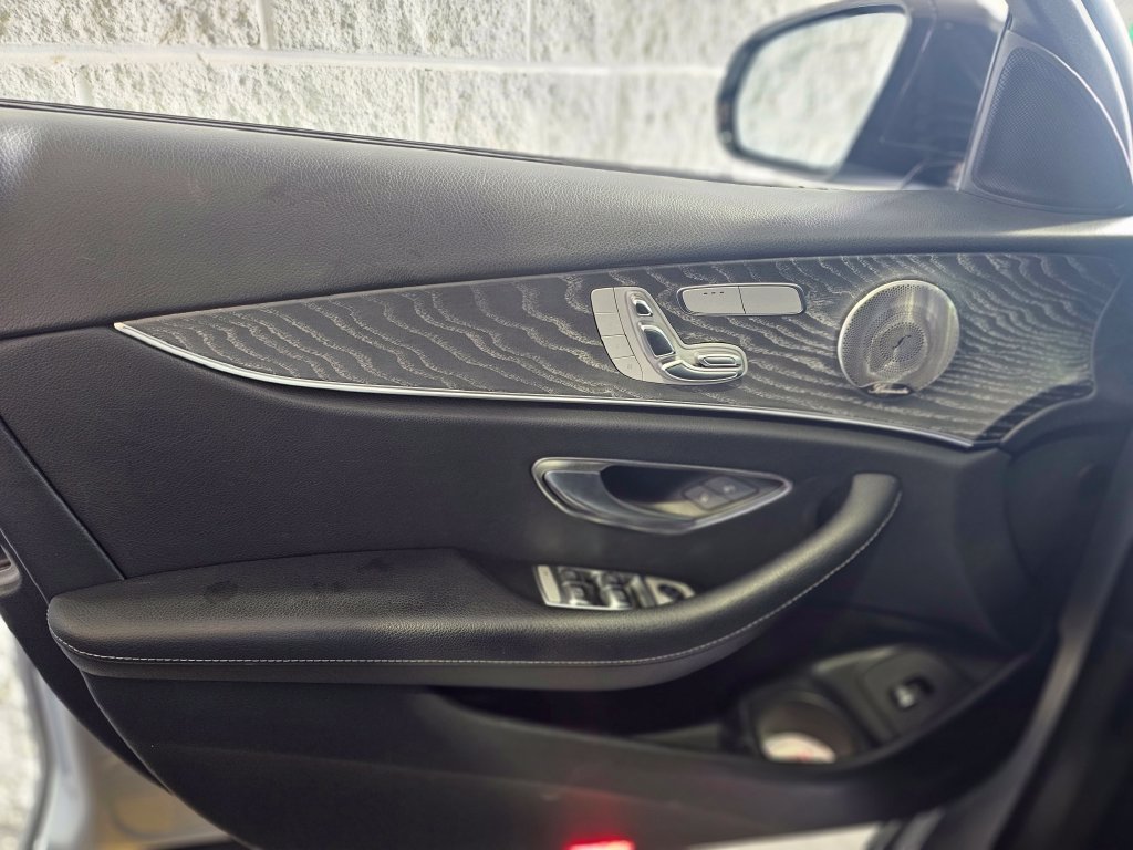 Used 2021 Mercedes-Benz E 350 Sedan w/ Premium Package image 29