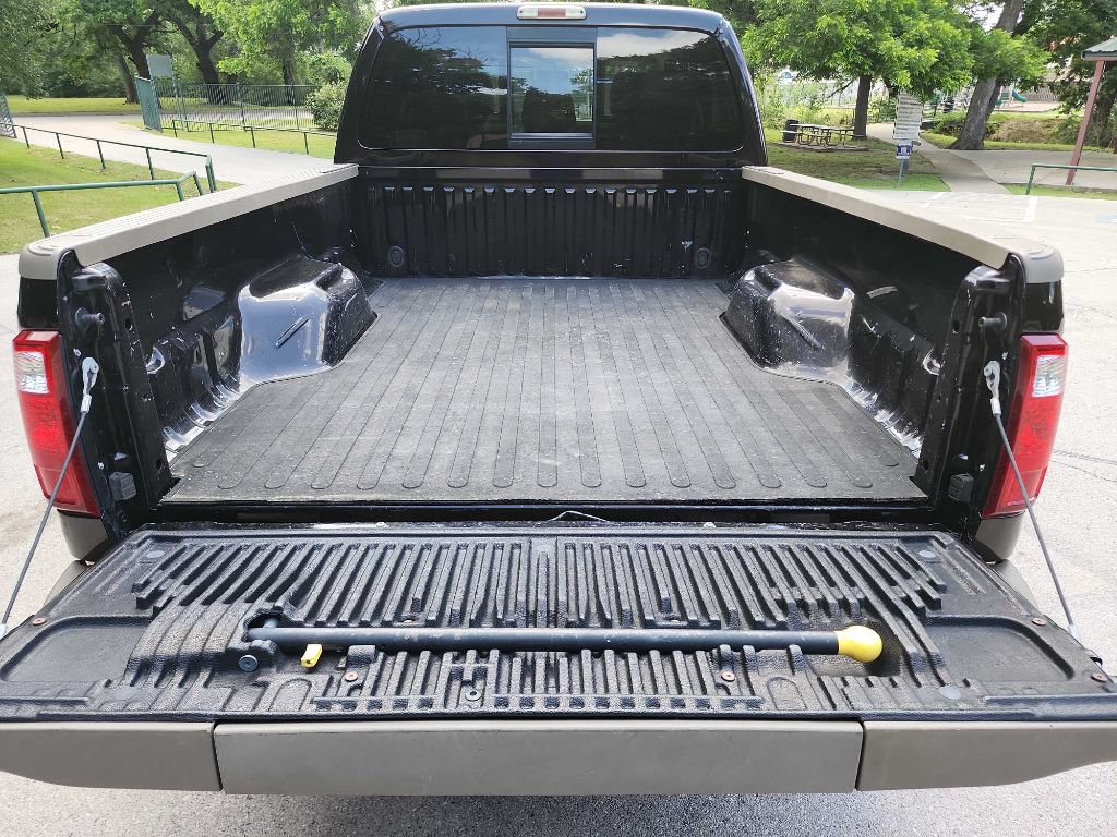 Used 2014 Ford F250 King Ranch w/ FX4 Off-Road Package AWD/4WD image 9