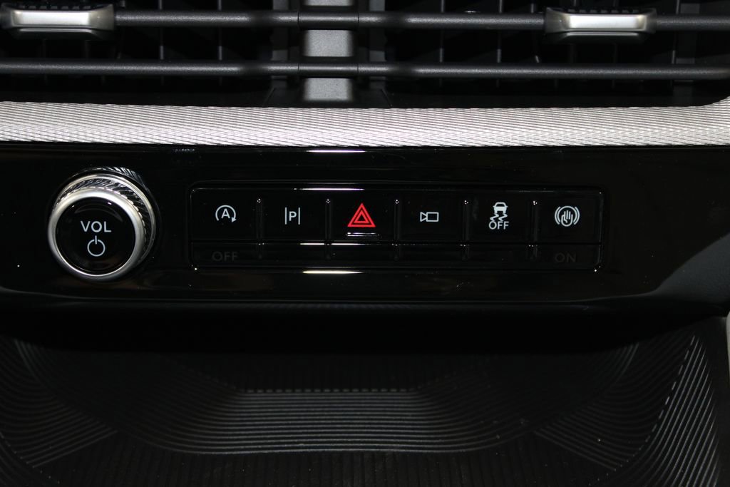 New 2026 Ford Explorer Active RWD image 43