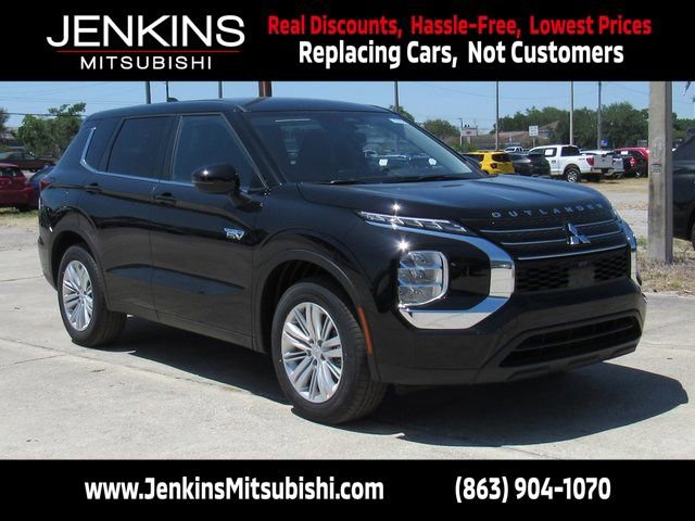 New 2025 Mitsubishi Outlander ES