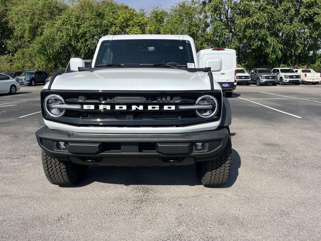 New 2026 Ford Bronco Outer Banks w/ Sasquatch Package AWD/4WD image 9