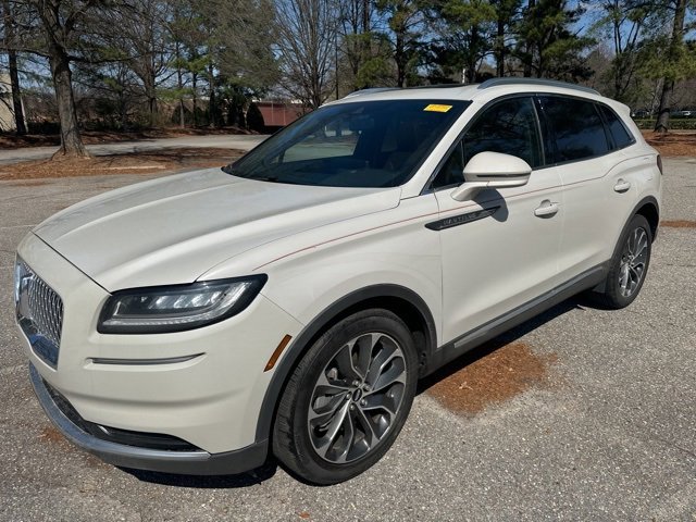 Used 2023 Lincoln Nautilus Reserve w/ Luxury Package image 2