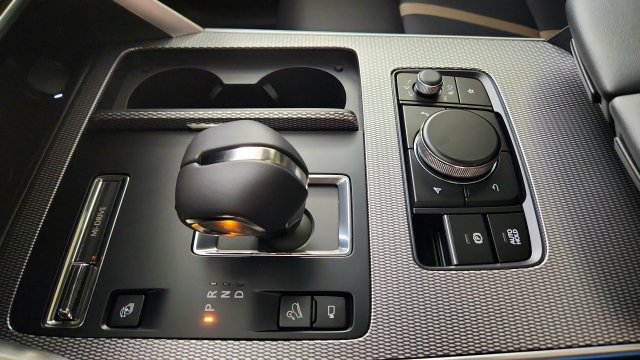 New 2026 MAZDA CX-90 Plug-In Hybrid w/ Premium Plus AWD/4WD image 17