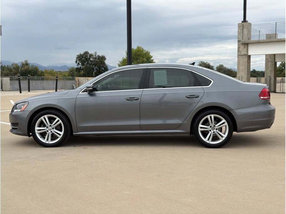 Used 2014 Volkswagen Passat 1.8T SE FWD image 4