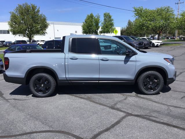 New 2026 Honda Ridgeline Black Edition image 2