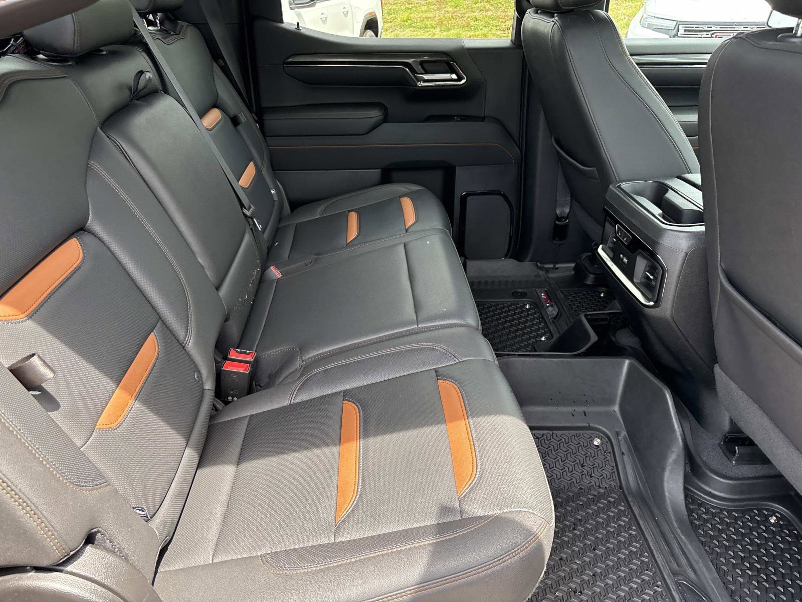Certified 2023 GMC Sierra 1500 AT4 w/ AT4 Premium Package AWD/4WD image 35