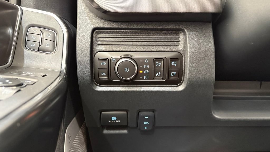 New 2026 Ford F350 Platinum AWD/4WD image 34