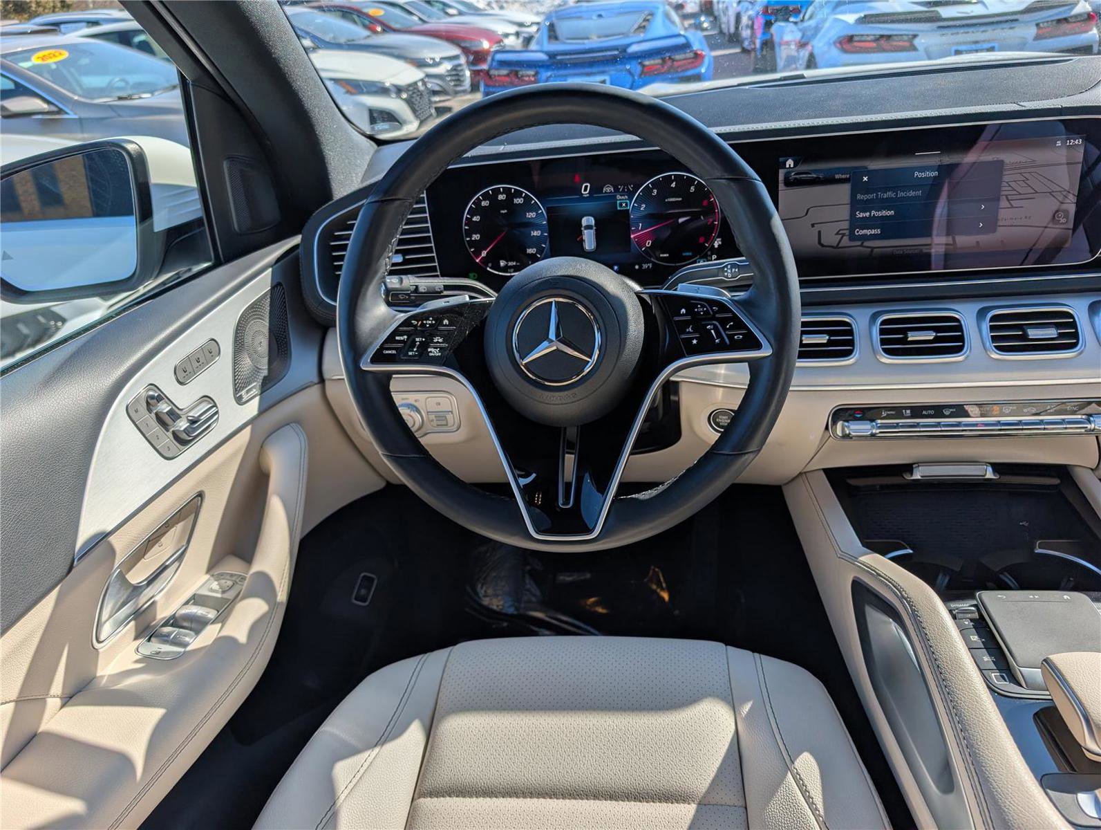 Used 2025 Mercedes-Benz GLS 450 4MATIC image 19