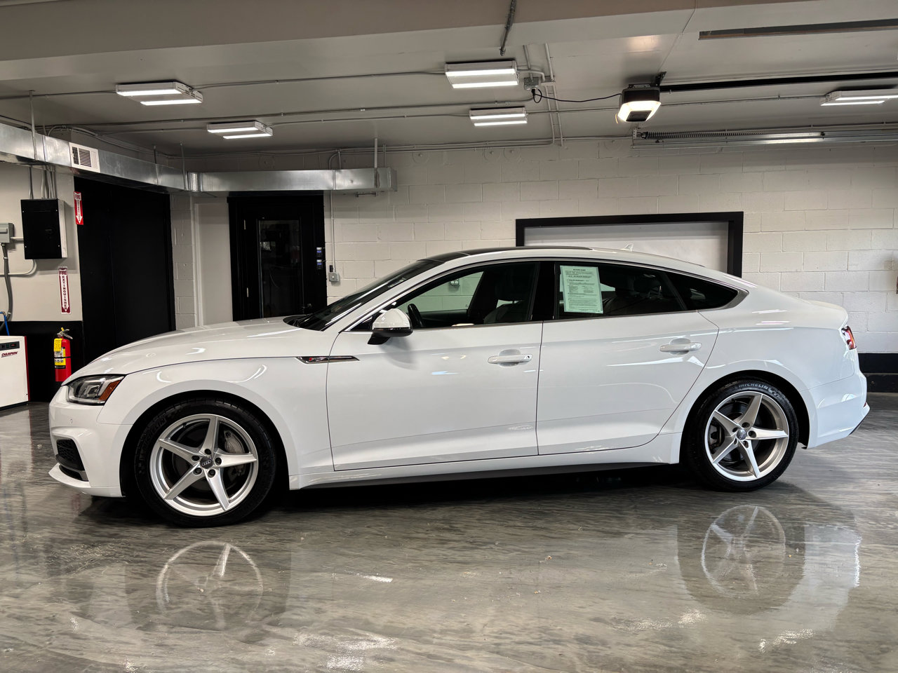 Used 2019 Audi A5 2.0T Premium Plus w/ Premium Plus image 6