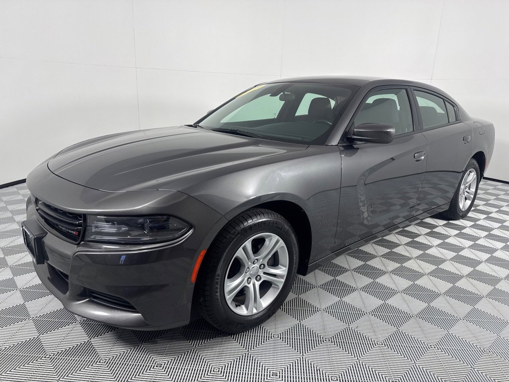 Used 2019 Dodge Charger SXT image 9