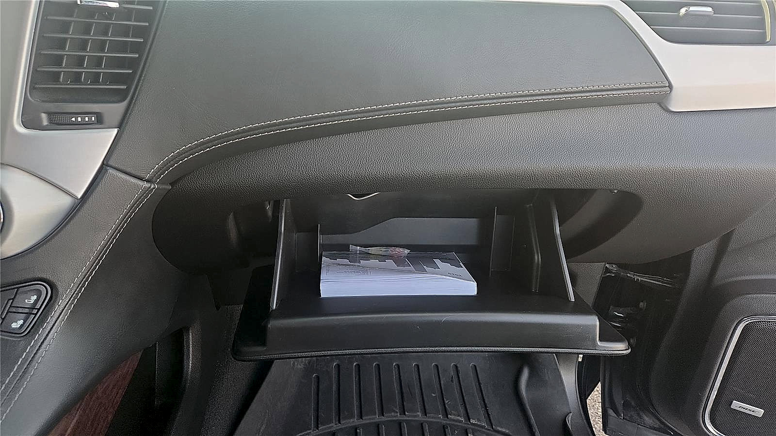 Used 2019 GMC Yukon SLT AWD/4WD image 34