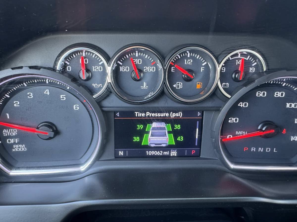 Used 2020 Chevrolet Silverado 1500 LT w/ All-Star Edition AWD/4WD image 26