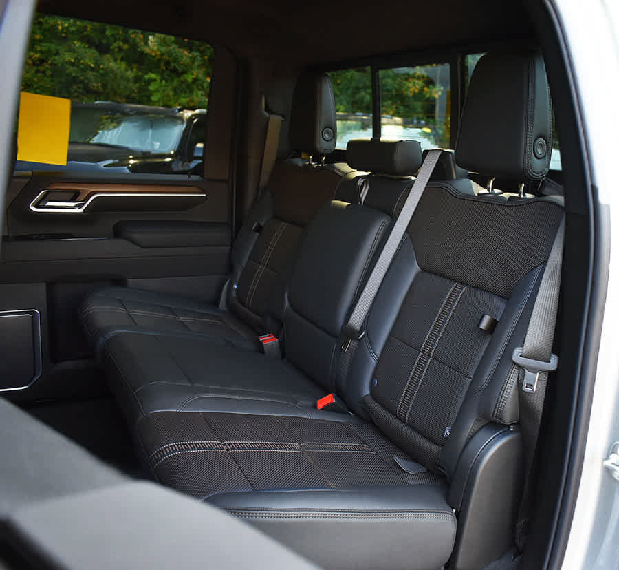 New 2026 Chevrolet Silverado 2500 High Country w/ High Country Premium Package AWD/4WD image 14
