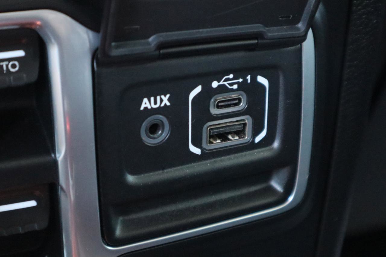 Used 2018 Jeep Wrangler Unlimited Rubicon AWD/4WD image 89