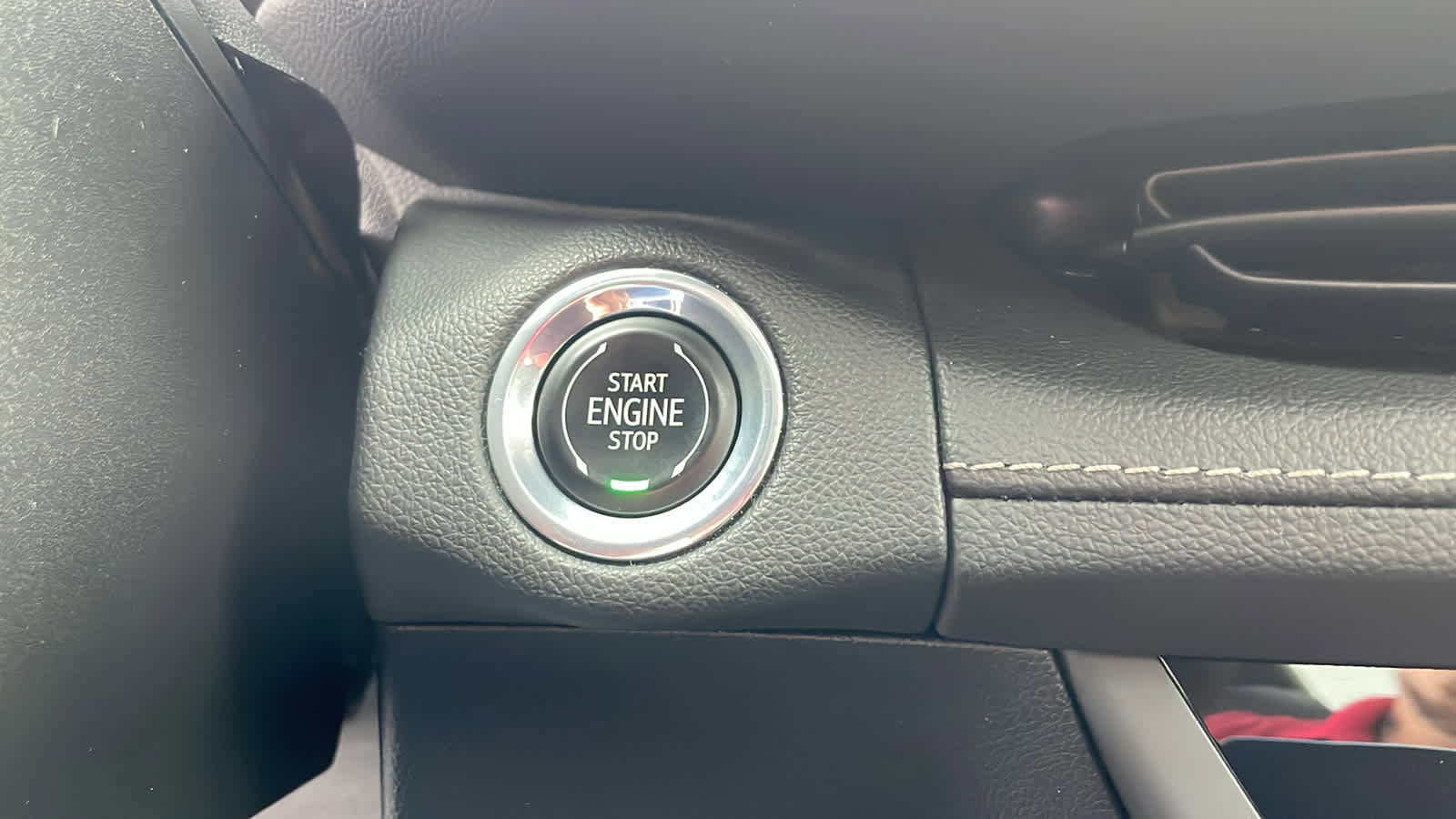 Certified 2023 Buick Envision Avenir image 16