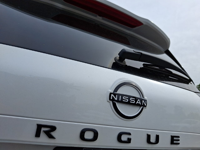 New 2026 Nissan Rogue Dark Armor FWD image 21