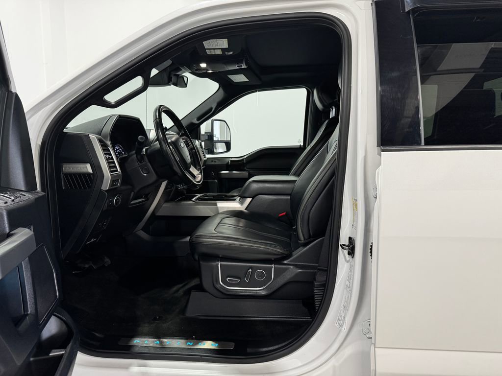 Used 2017 Ford F250 Platinum w/ Platinum Ultimate Package AWD/4WD image 15