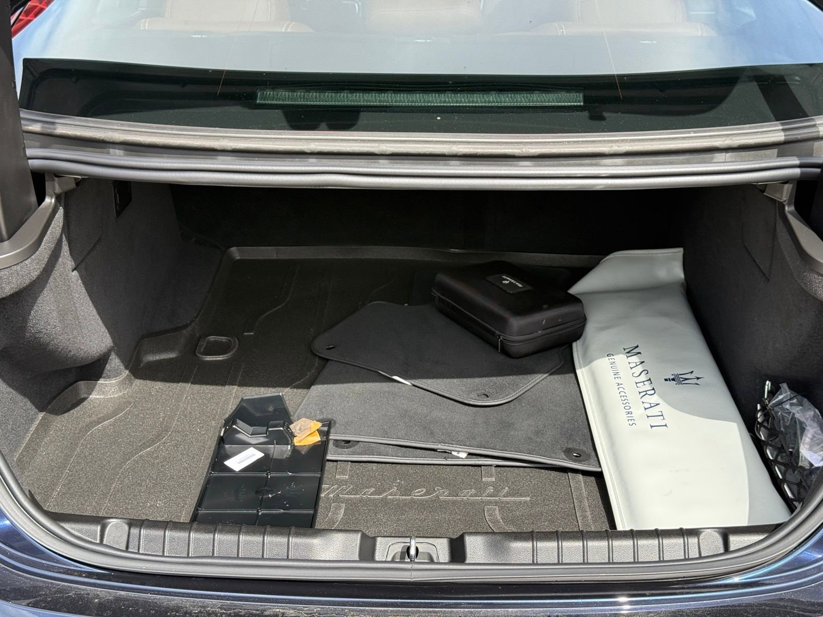 Used 2021 Maserati Ghibli S GranLusso RWD image 39