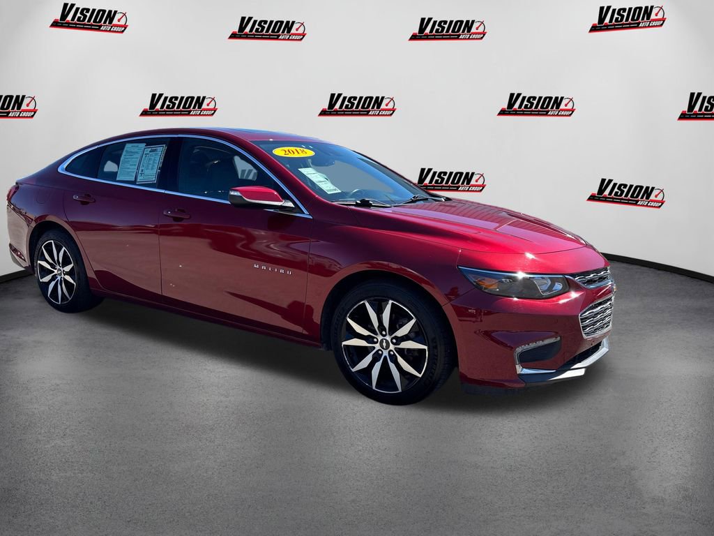 Used 2018 Chevrolet Malibu LT w/ Leather Package FWD image 3