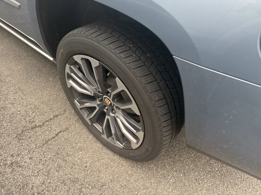 Used 2015 Cadillac Escalade Premium AWD/4WD image 8