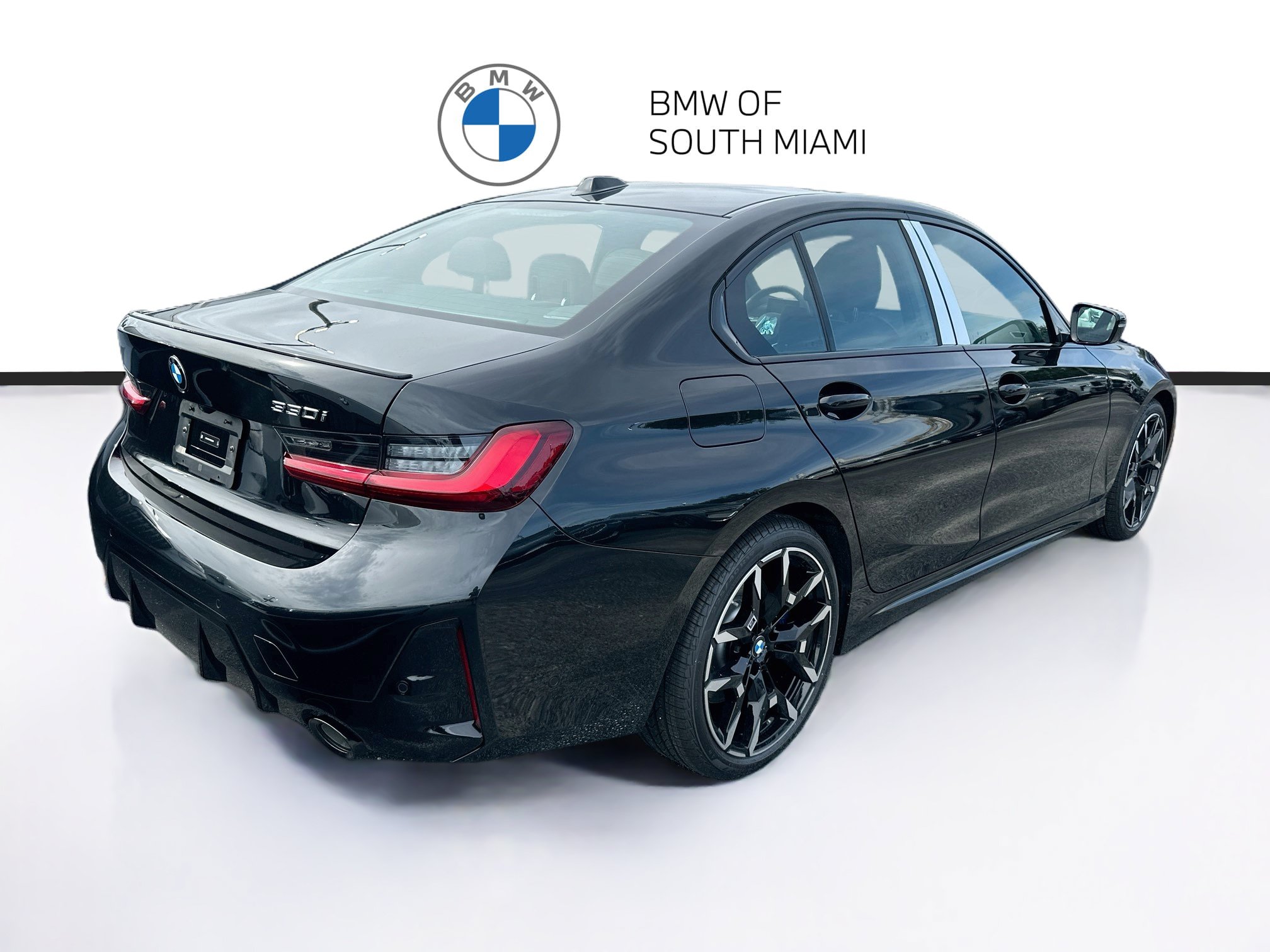 New 2026 BMW 330i Sedan w/ M Sport Package RWD image 6