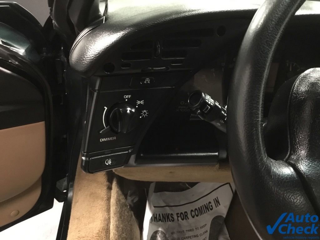 Used 1995 Chevrolet Corvette Convertible RWD image 27