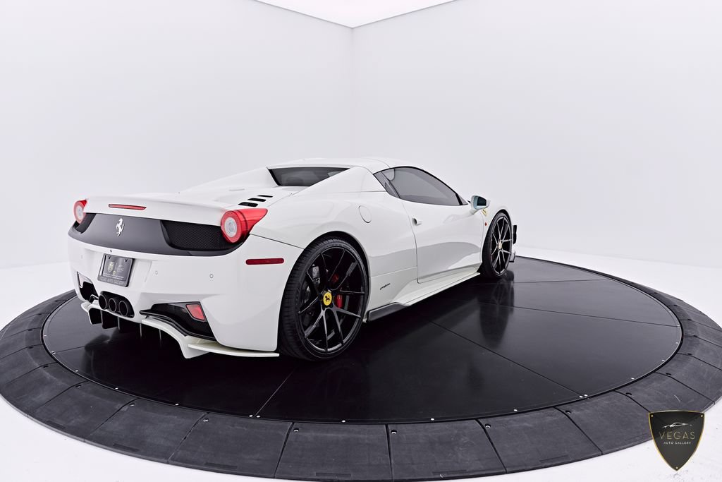 Used 2014 Ferrari 458 Spider RWD image 16