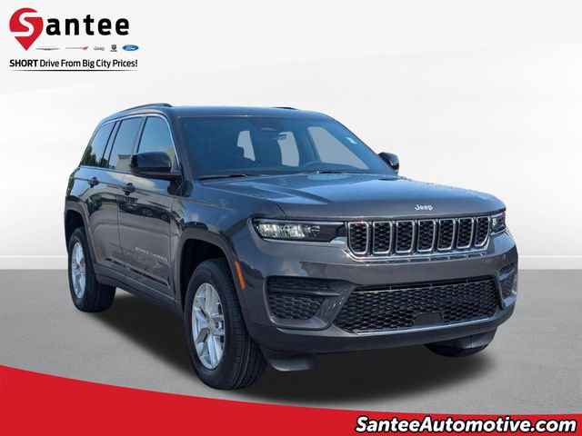 New 2026 Jeep Grand Cherokee Laredo RWD image 1