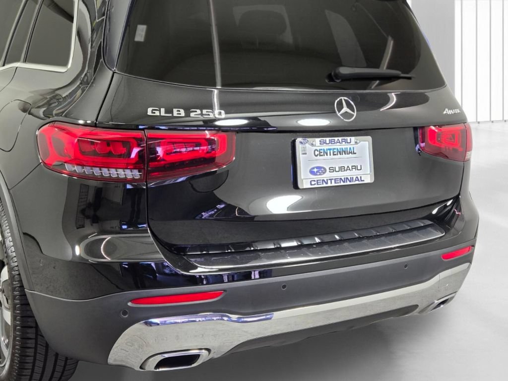Used 2022 Mercedes-Benz GLB 250 4MATIC image 7