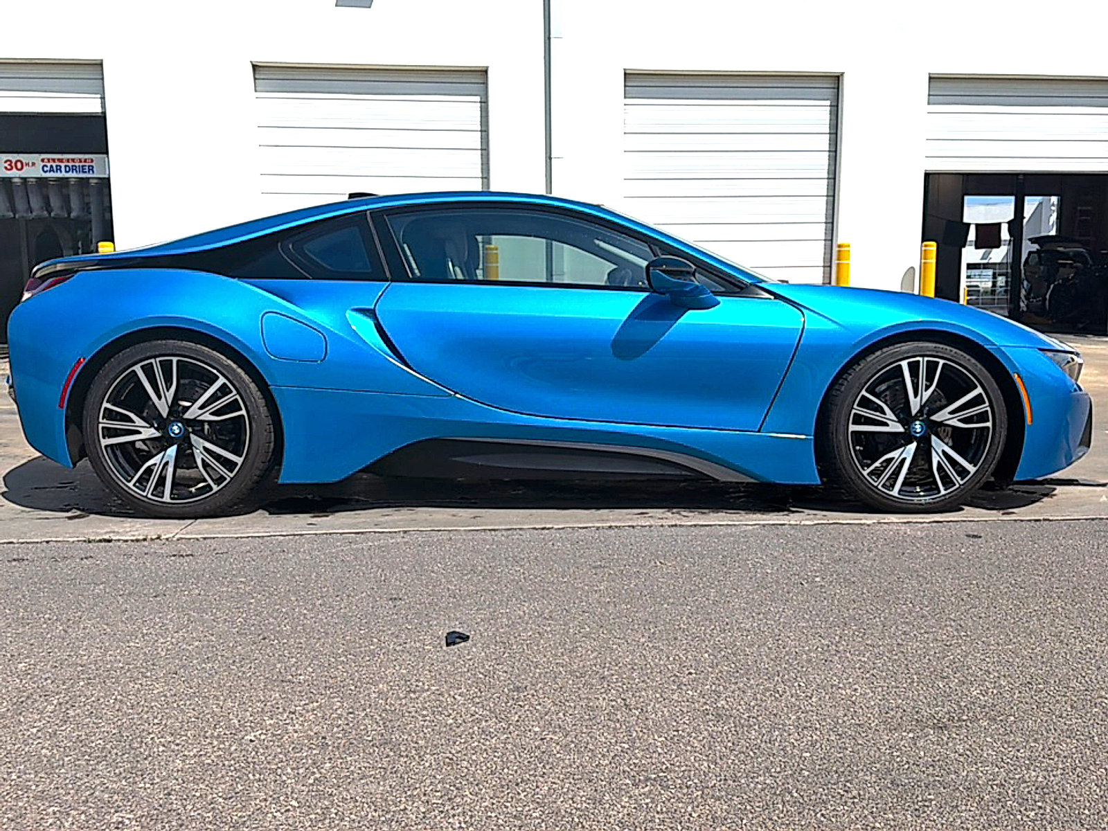 Used 2015 BMW i8 AWD/4WD image 5