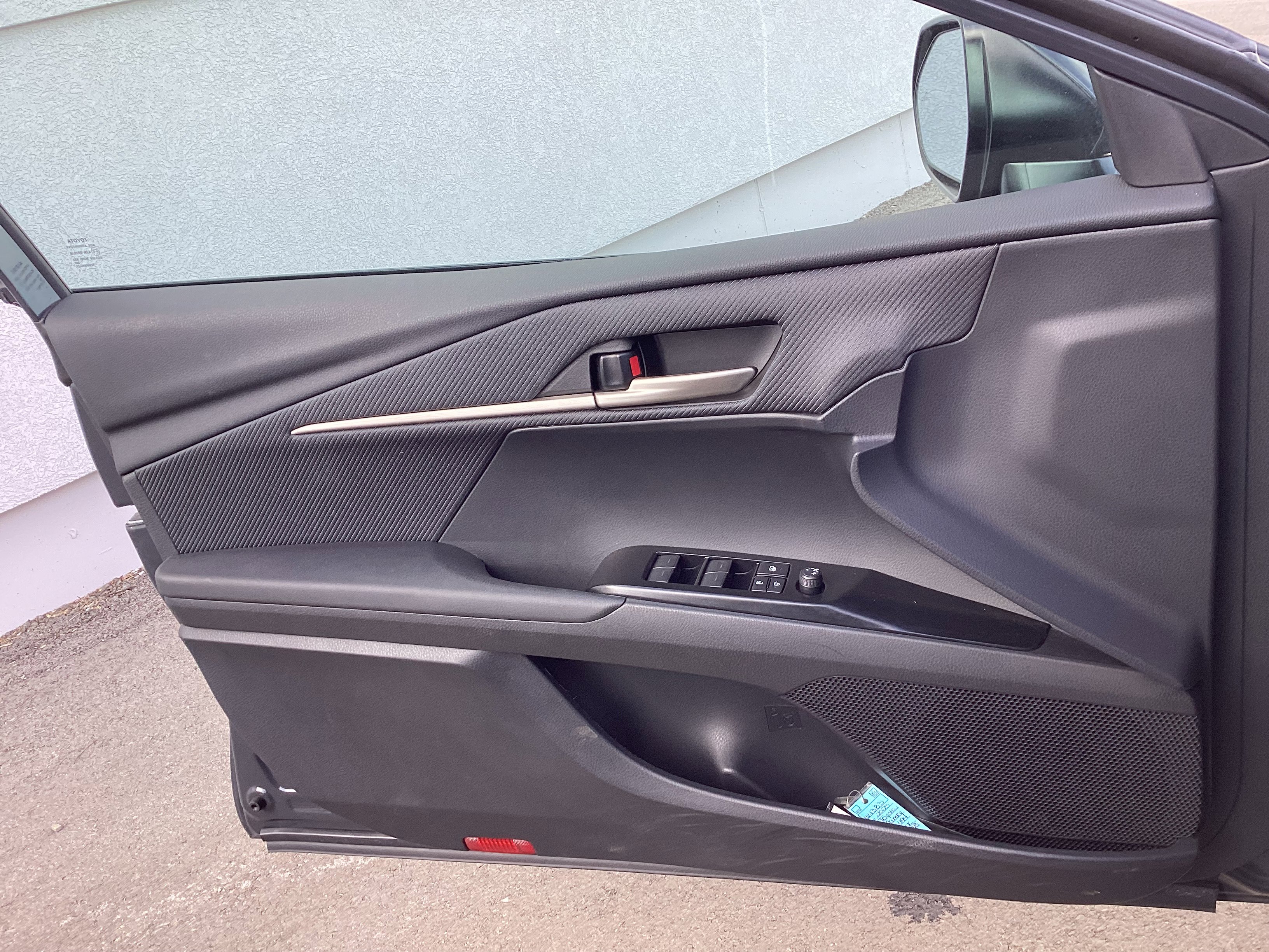 Certified 2025 Toyota Camry SE image 24