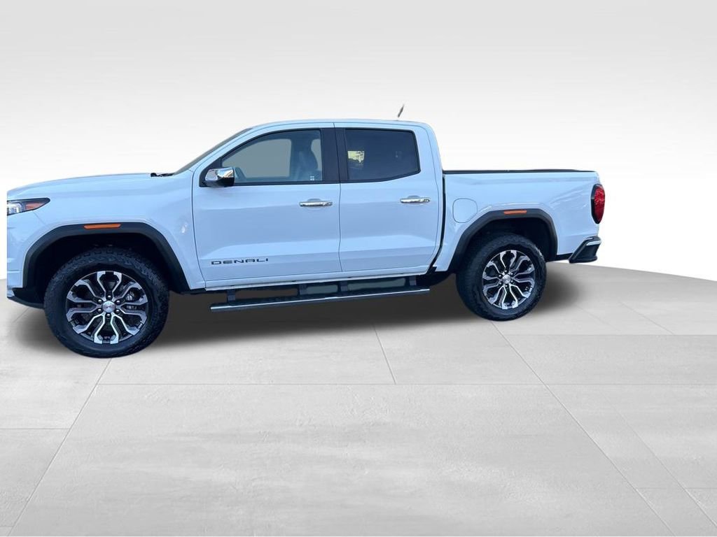 Certified 2025 GMC Canyon Denali image 2