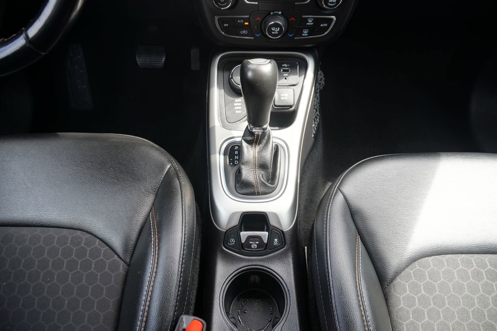 Used 2019 Jeep Compass Latitude image 24