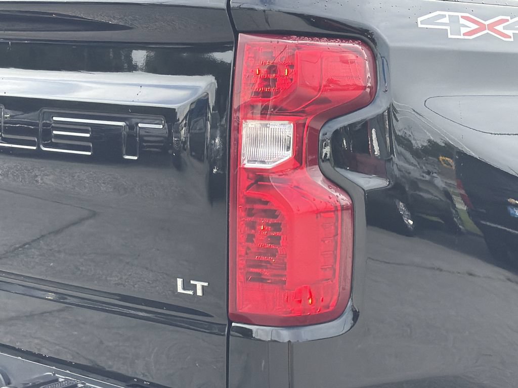 Used 2026 Chevrolet Silverado 1500 LT AWD/4WD image 22