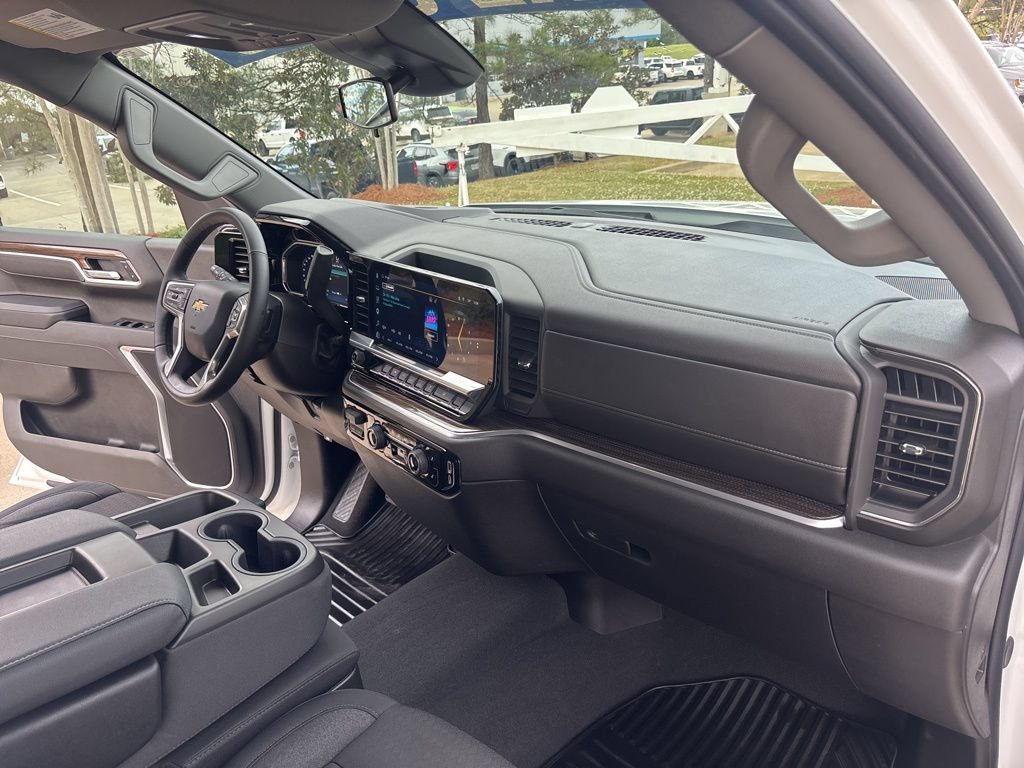 Certified 2026 Chevrolet Silverado 1500 LT AWD/4WD image 53