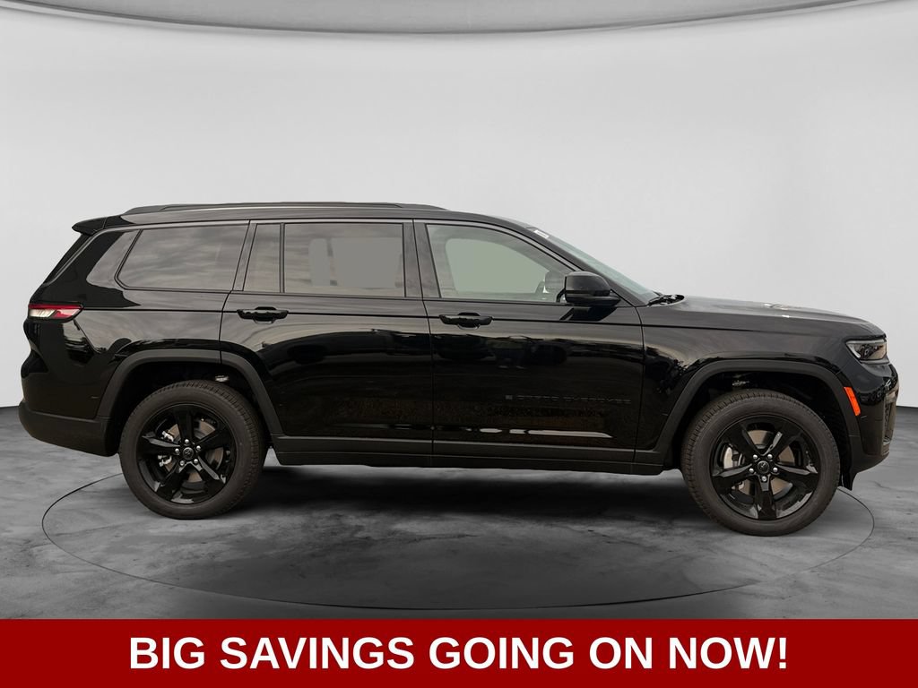 New 2027 Jeep Grand Cherokee L Limited w/ Limited Altitude Package AWD/4WD image 10