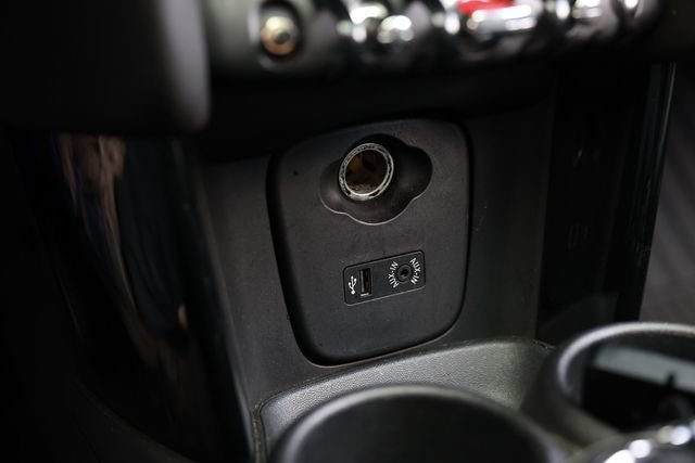 Used 2015 MINI Cooper S FWD image 46