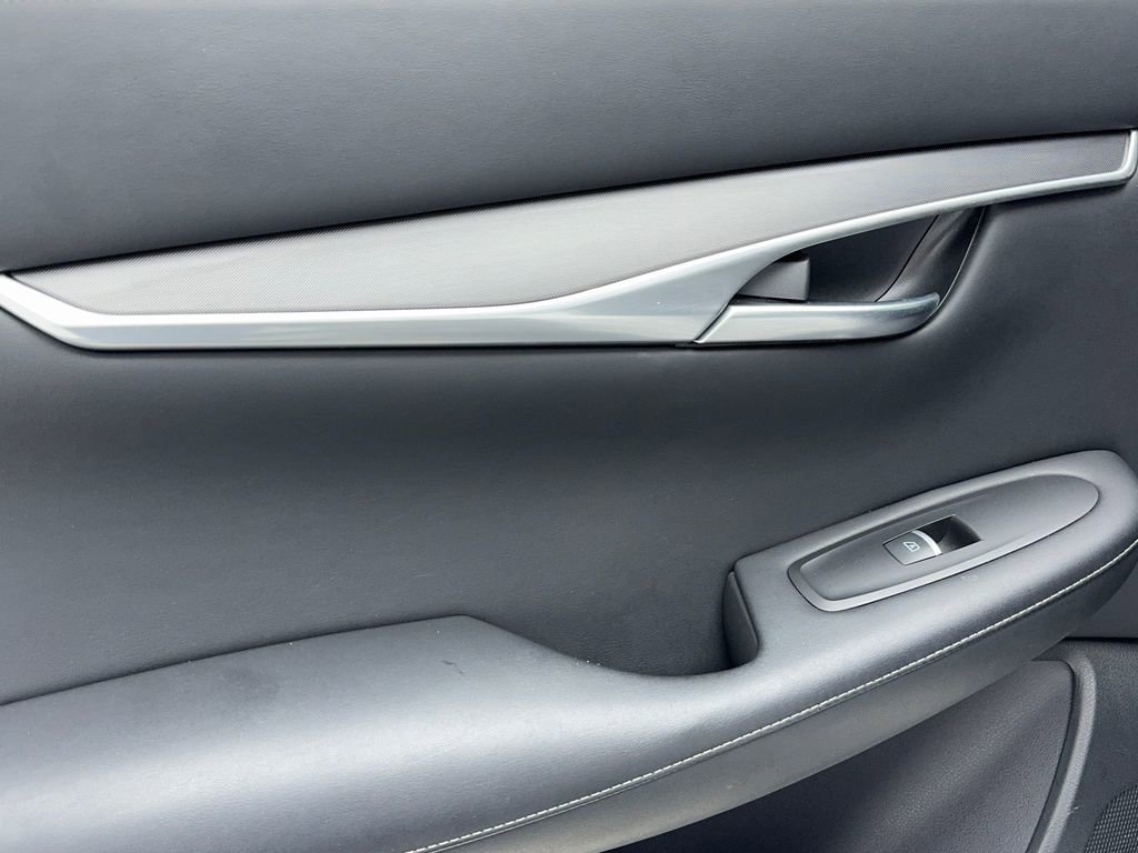 Used 2023 INFINITI QX50 Luxe image 37