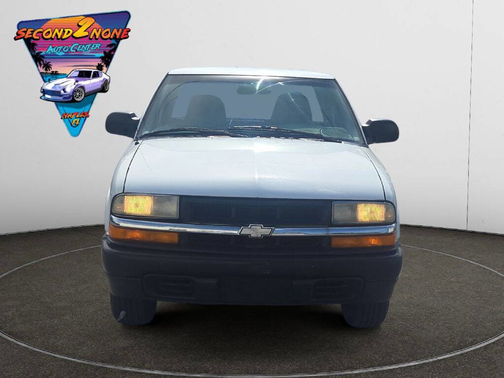 Used 2001 Chevrolet S10 Pickup 2WD Extended Cab image 2