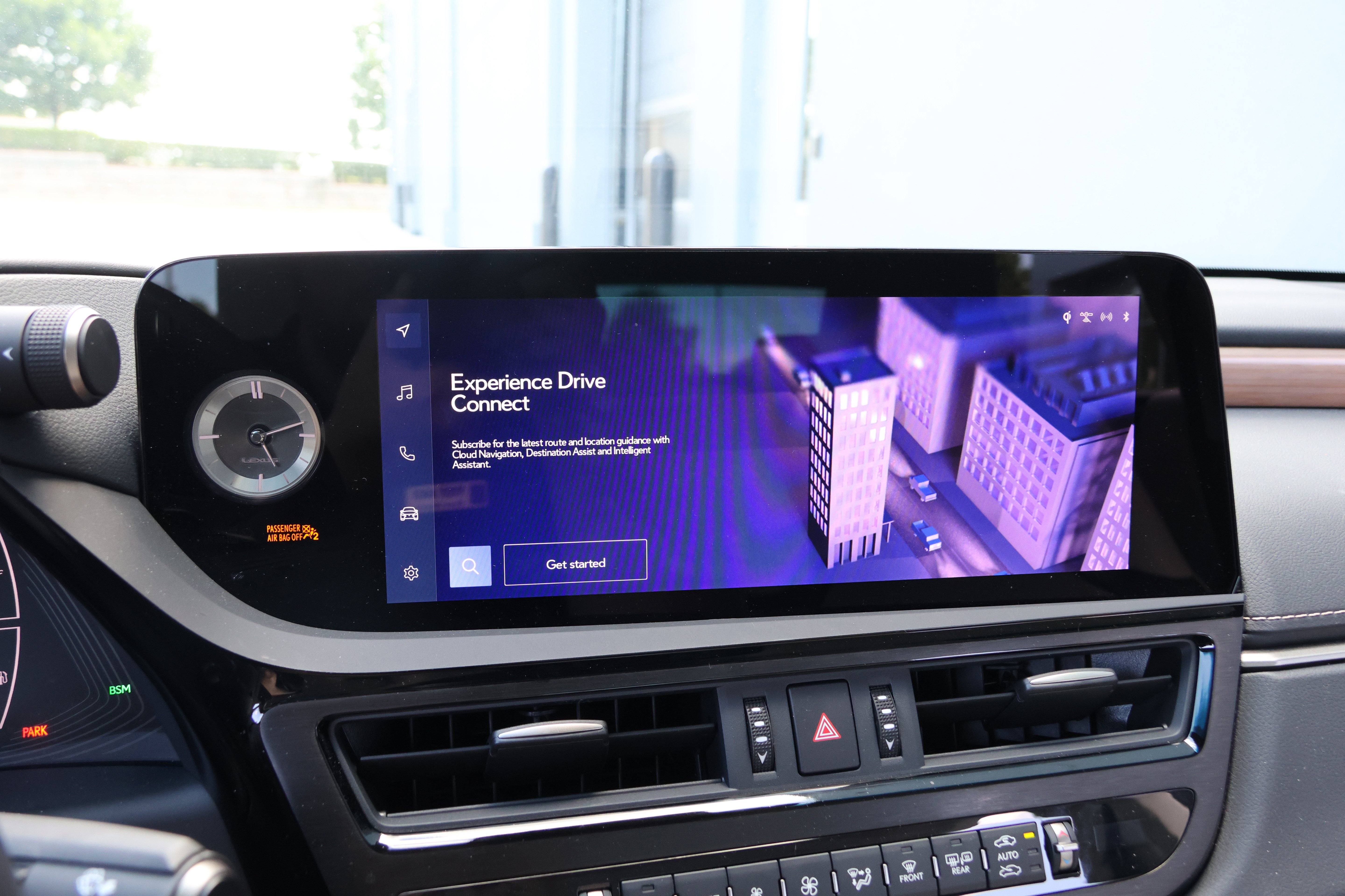 Certified 2025 Lexus ES 300h w/ Premium Package FWD image 23