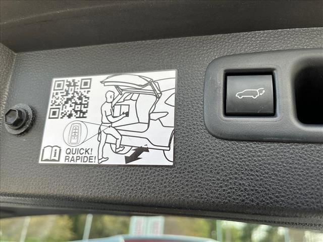 Used 2022 Toyota Highlander Limited image 26