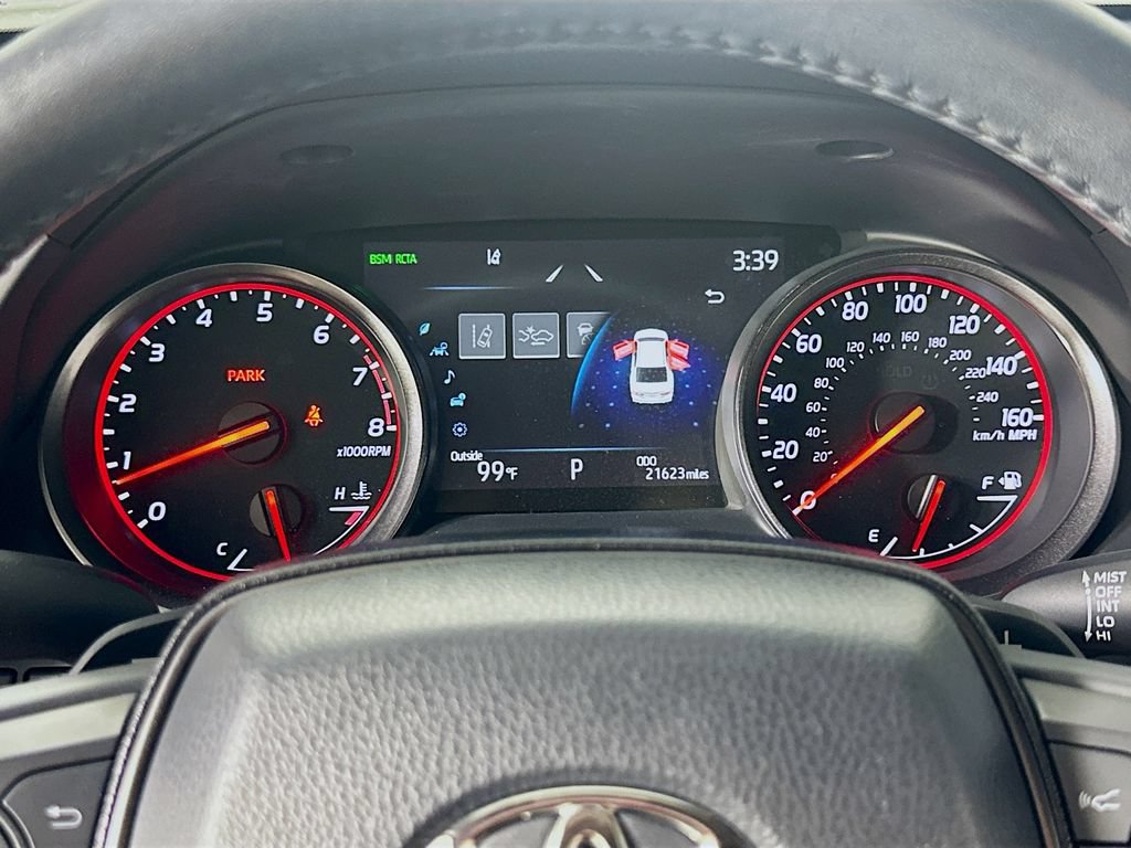 Used 2022 Toyota Camry XSE FWD image 23