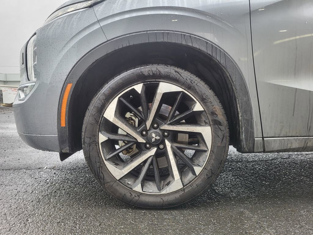 Used 2023 Mitsubishi Outlander SEL image 10