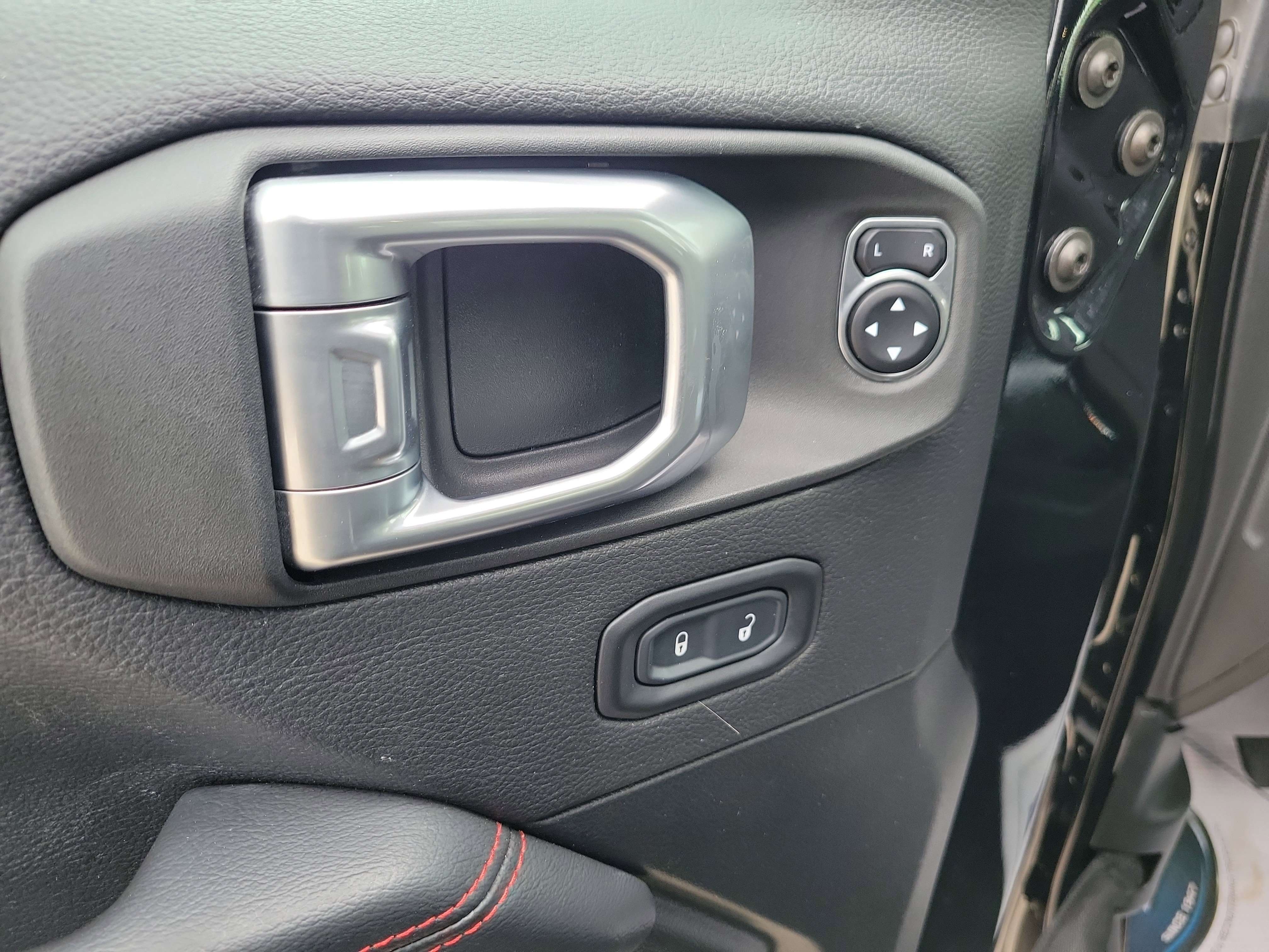 Used 2021 Jeep Wrangler Unlimited Rubicon w/ Dual Top Group image 19