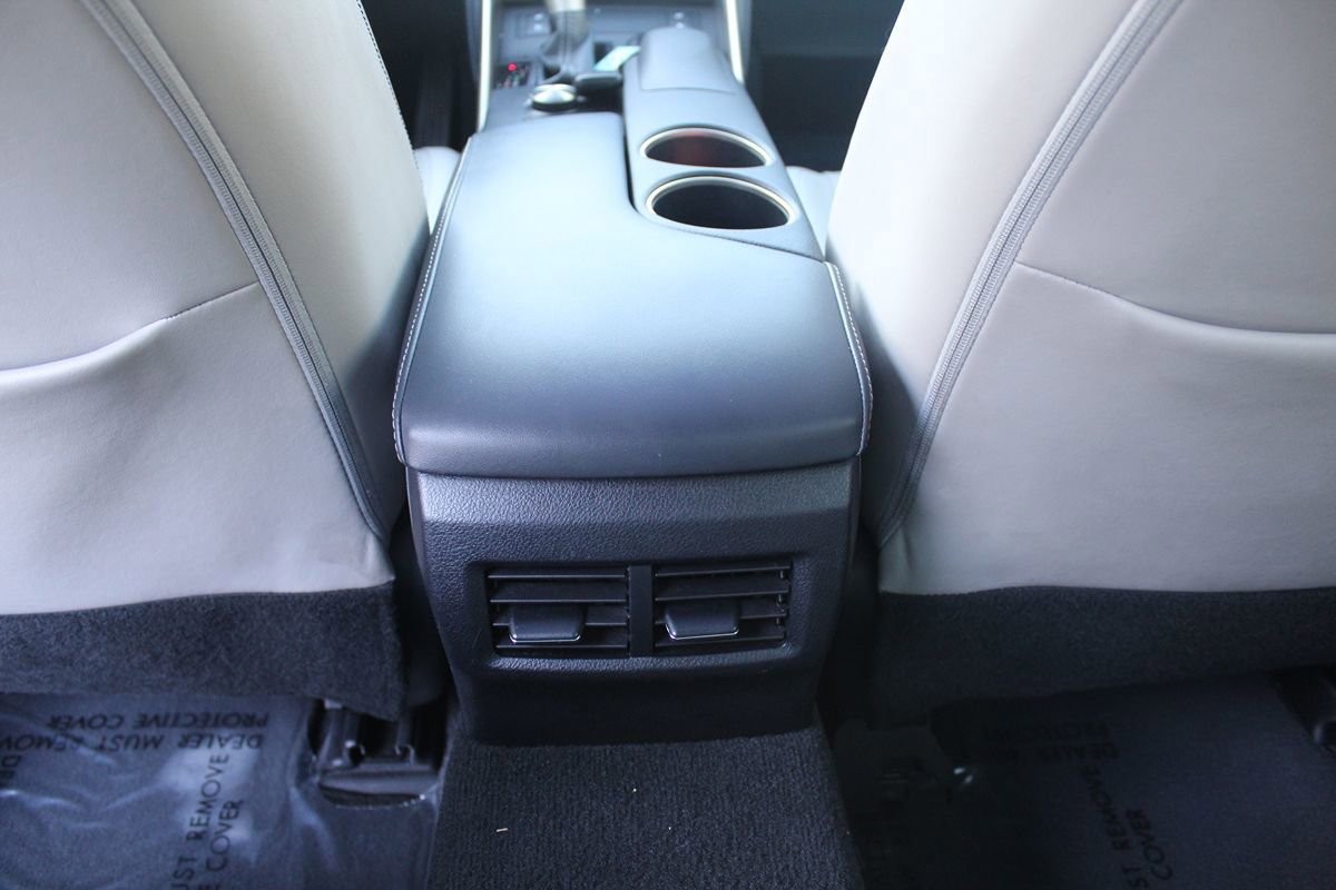 Used 2015 Lexus IS 250 w/ Luxury Package RWD image 24