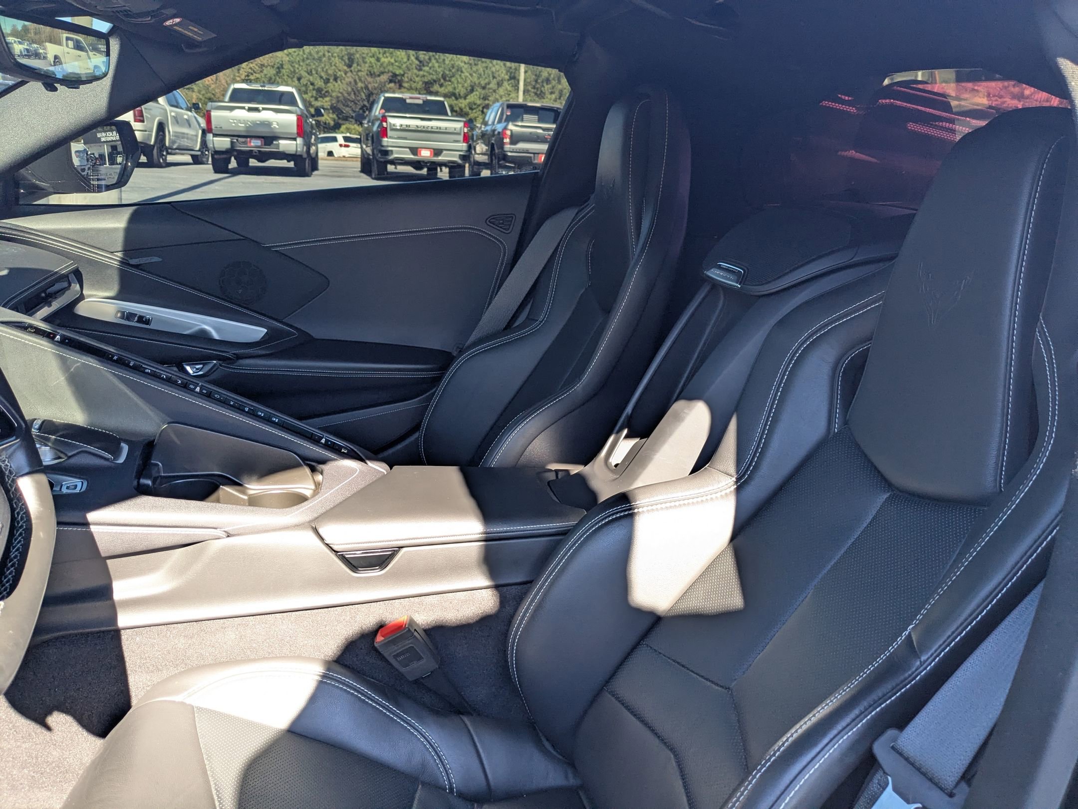 Used 2024 Chevrolet Corvette Stingray Coupe w/ Z51 Performance Package image 14